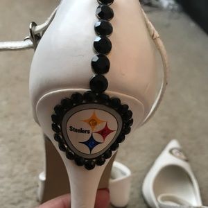 Steeler fun shoes